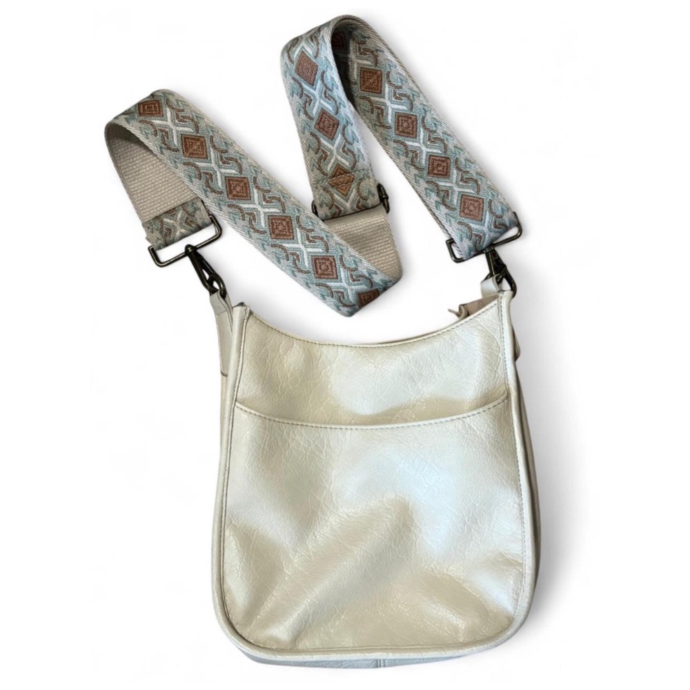 cream crossbody shoulder bag